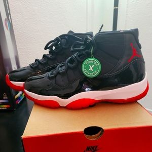 Air Jordan 11 Retro Sneakers size 9 Men